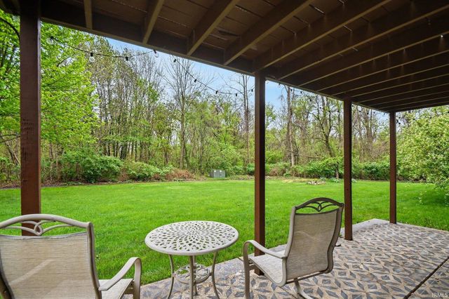 1035 Bowdoin Drive, Mishawaka, IN 46544