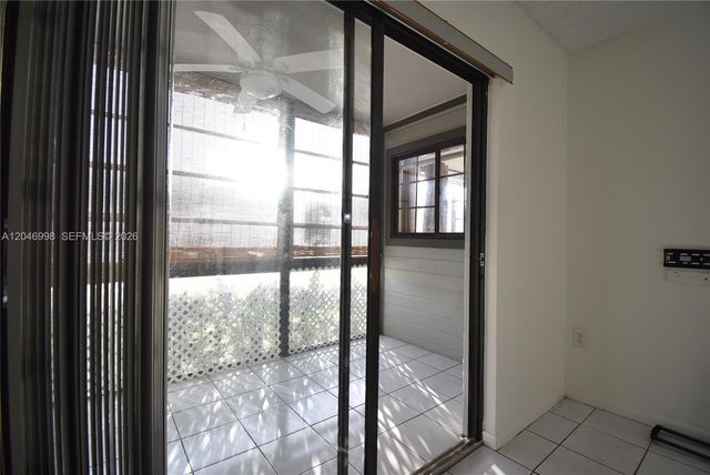 20741 NE 4th Ct 104, Miami, FL 33179
