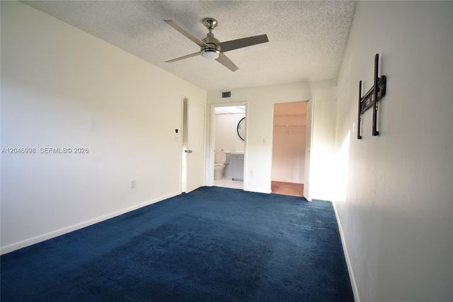 20741 NE 4th Ct 104, Miami, FL 33179