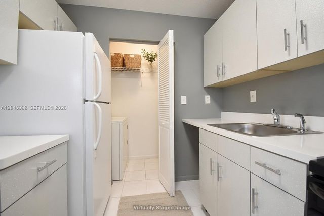 20741 NE 4th Ct 104, Miami, FL 33179