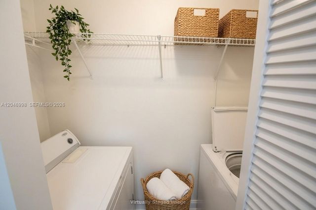 20741 NE 4th Ct 104, Miami, FL 33179