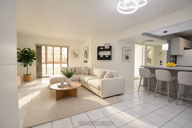 20741 NE 4th Ct 104, Miami, FL 33179