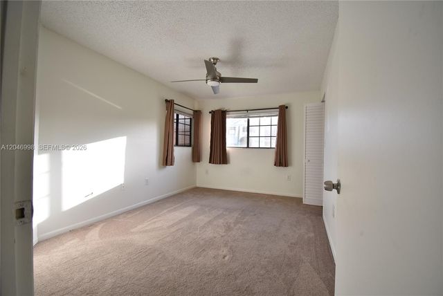 20741 NE 4th Ct 104, Miami, FL 33179