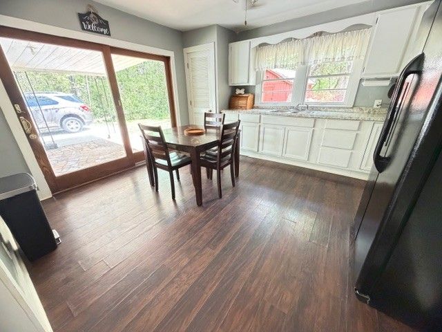 101 Walnut St, Decherd, TN 37324
