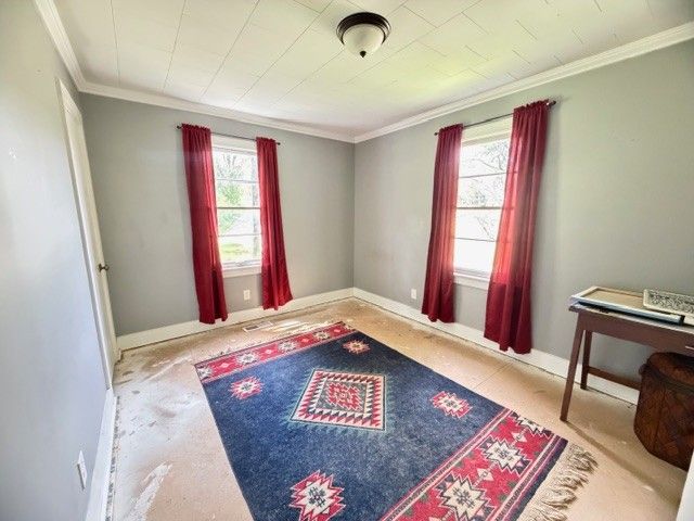 101 Walnut St, Decherd, TN 37324