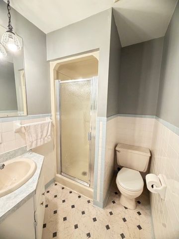 101 Walnut St, Decherd, TN 37324