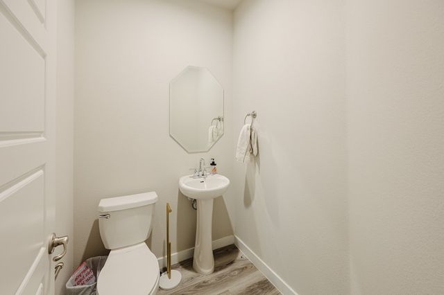 2011 Palo Duro Dr, Odessa, TX 79762