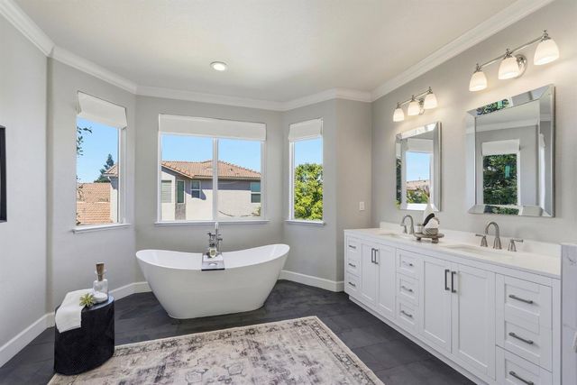 5515 Jerry Litell Way, Sacramento, CA 95835