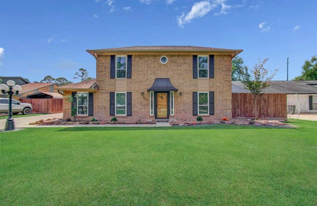 9834 Pinehurst Street, Baytown, TX 77521
