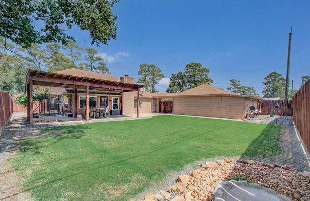 9834 Pinehurst Street, Baytown, TX 77521