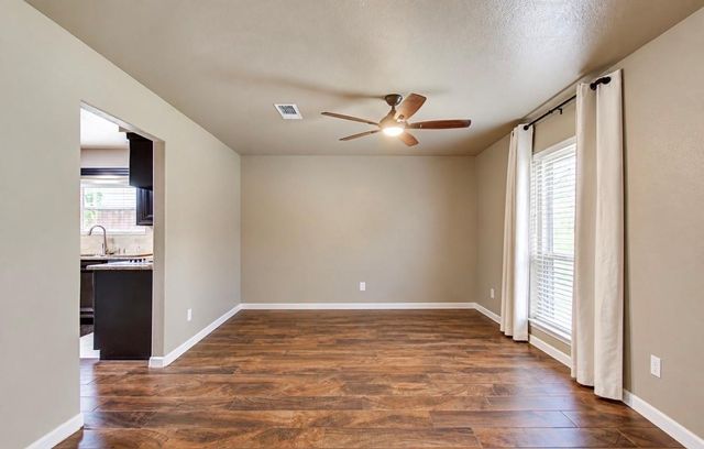 9834 Pinehurst Street, Baytown, TX 77521