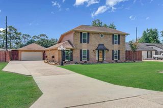 9834 Pinehurst Street, Baytown, TX 77521