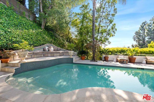 2328 SAN YSIDRO Drive, Beverly Hills, CA 90210