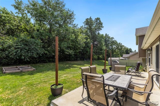 527 Sceptre Road, Wentzville, MO 63385