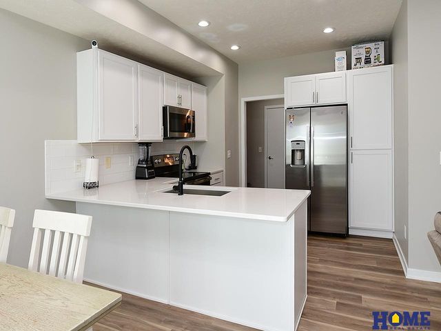 5061 W Amarillo Drive, Lincoln, NE 68528