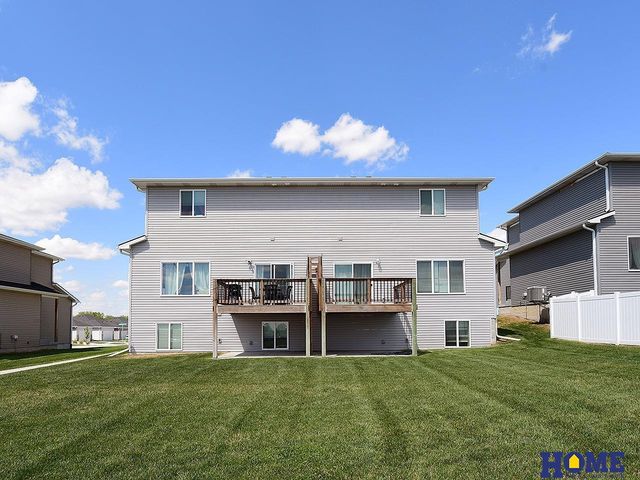 5061 W Amarillo Drive, Lincoln, NE 68528