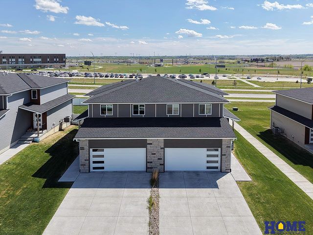 5061 W Amarillo Drive, Lincoln, NE 68528