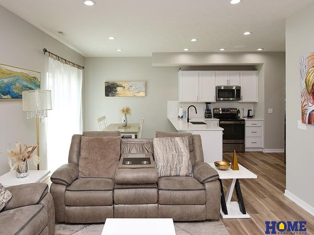 5061 W Amarillo Drive, Lincoln, NE 68528