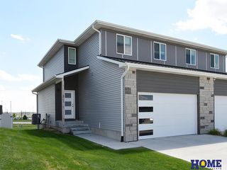 5061 W Amarillo Drive, Lincoln, NE 68528
