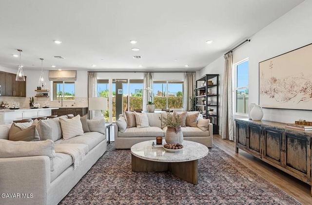 6212 W Pondera Street, Lancaster, CA 93536