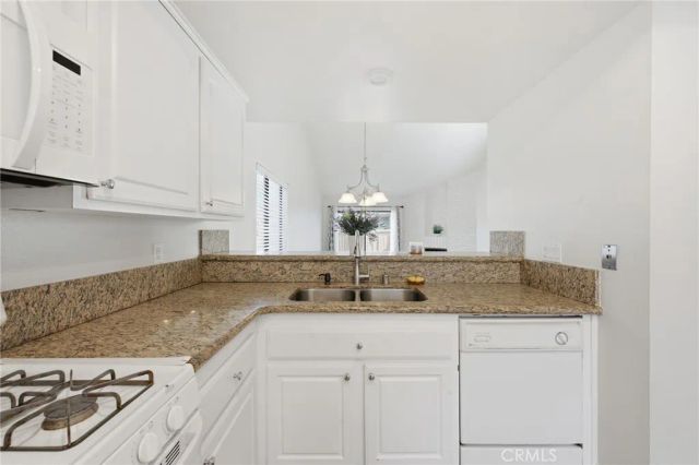 38 Wetstone, Irvine, CA 92604