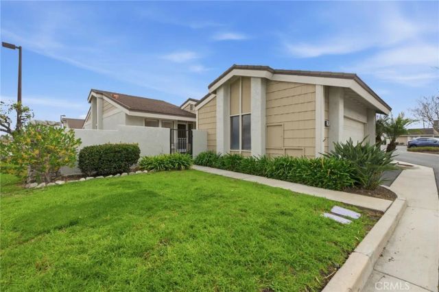 38 Wetstone, Irvine, CA 92604