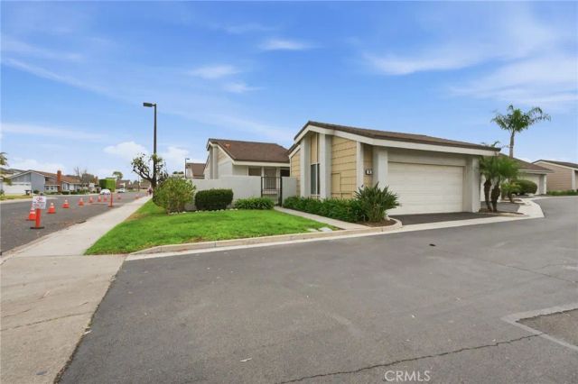 38 Wetstone, Irvine, CA 92604