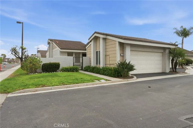 38 Wetstone, Irvine, CA 92604