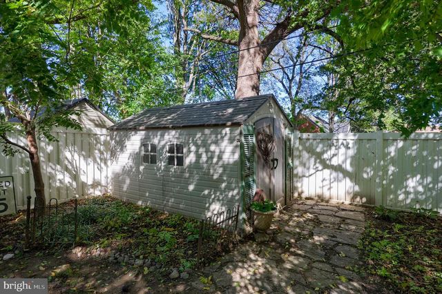 9 ROSELLE AVE, Lancaster, PA 17603