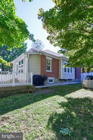 9 ROSELLE AVE, Lancaster, PA 17603