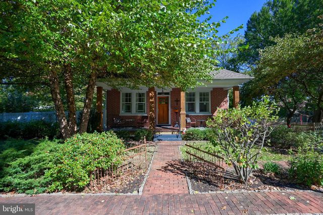 9 ROSELLE AVE, Lancaster, PA 17603