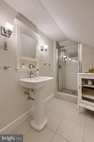 9 ROSELLE AVE, Lancaster, PA 17603