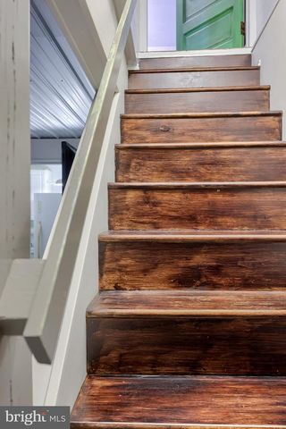 9 ROSELLE AVE, Lancaster, PA 17603