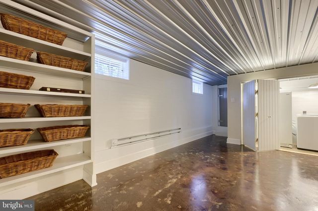 9 ROSELLE AVE, Lancaster, PA 17603