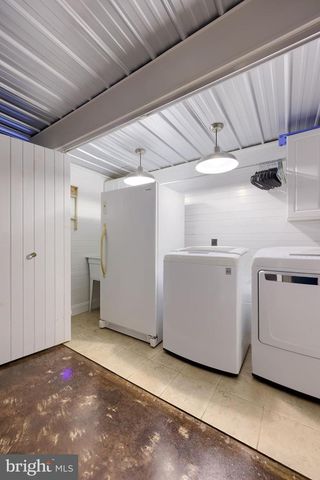 9 ROSELLE AVE, Lancaster, PA 17603