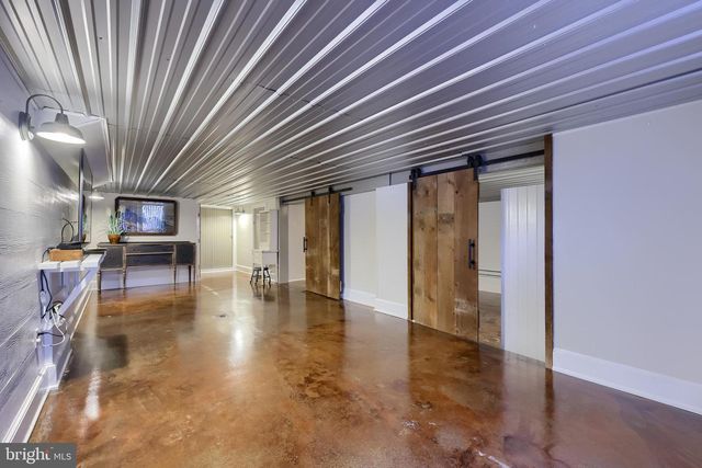 9 ROSELLE AVE, Lancaster, PA 17603