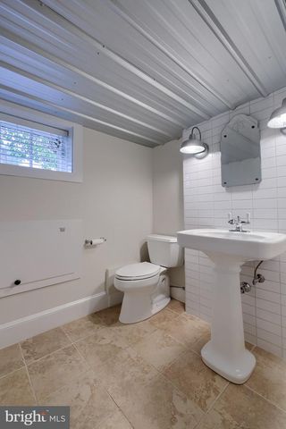 9 ROSELLE AVE, Lancaster, PA 17603