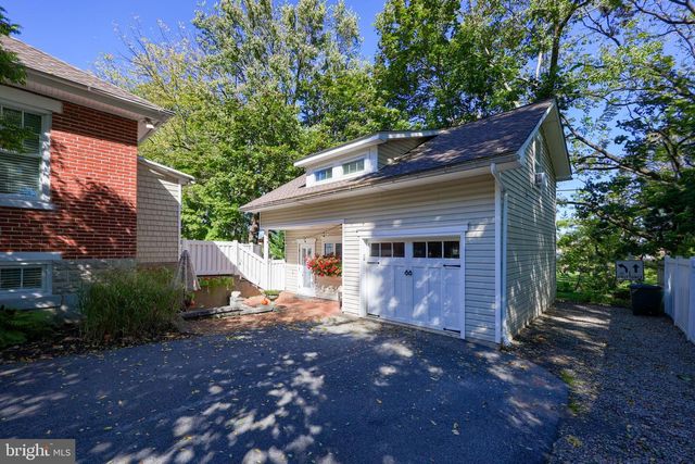 9 ROSELLE AVE, Lancaster, PA 17603