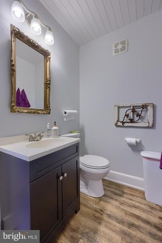 9 ROSELLE AVE, Lancaster, PA 17603