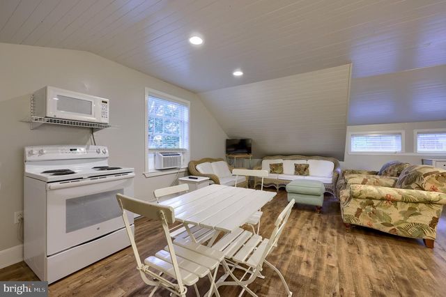 9 ROSELLE AVE, Lancaster, PA 17603