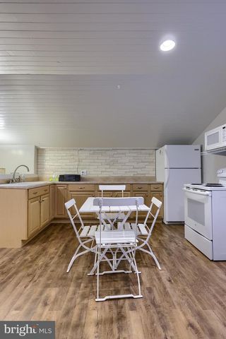 9 ROSELLE AVE, Lancaster, PA 17603