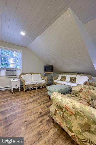 9 ROSELLE AVE, Lancaster, PA 17603