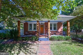 9 ROSELLE AVE, Lancaster, PA 17603