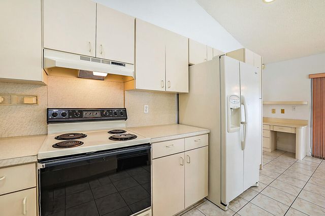 10039 NW 47th Street, Coral Springs, FL 33076