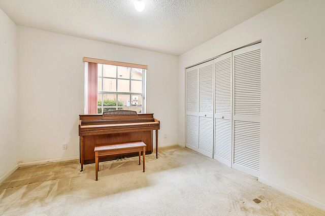 10039 NW 47th Street, Coral Springs, FL 33076