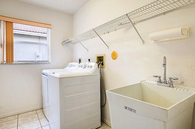 10039 NW 47th Street, Coral Springs, FL 33076