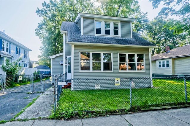 173 Albemarle St, Springfield, MA 01109
