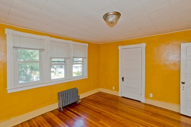 173 Albemarle St, Springfield, MA 01109