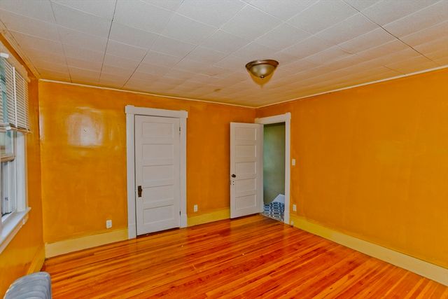 173 Albemarle St, Springfield, MA 01109