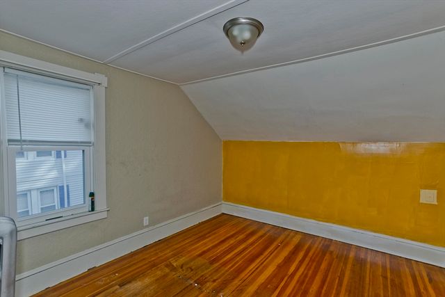 173 Albemarle St, Springfield, MA 01109